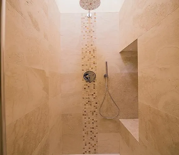 La Finestra Sul Teatro Apartment *